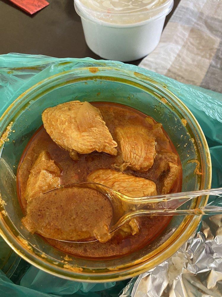 Amaravati Chicken Curry · 