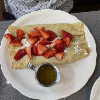 Fresh French Strawberry Crepes · 