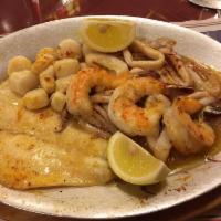 Seafood Platter · Broiled or fried. Calamari, shrimp, scallops and filet of sole.