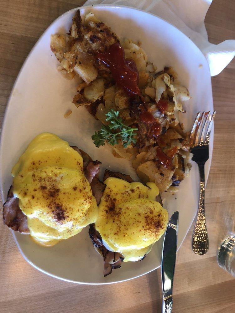 Yolk Cafe · Breakfast & Brunch