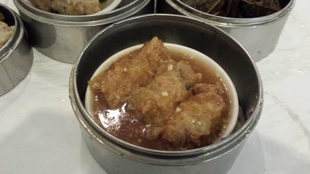 East Lake Chinese Restaurant · Dim Sum · Szechuan · Cantonese