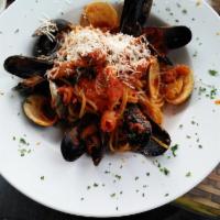 Frutti Di Mare Pasta · 