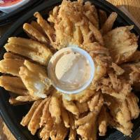 Thee Iconic Blooming Onion · 