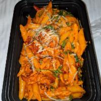 Penne Pasta with Pulled Chicken · 