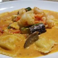 Cheese Ravioli with Lobster · 