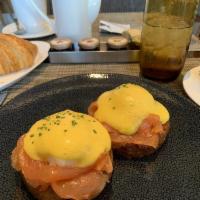 Eggs Benedict · 