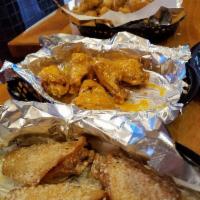 Awesome Sauce Wings · 