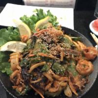 Spicy Calamari Salad · 