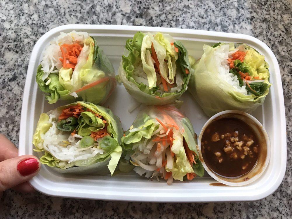 Fresh Summer Roll · Lettuce, basil, carrots, scallions and thin noodle wrapped in rice paper served with house sauce. Vegetarian.