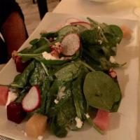 Signature Spinach Salad · 