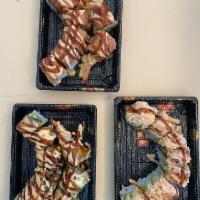 Fair Lawn Special Roll · Shrimp tempura and avocado, topped with spicy tuna, avocado, crunch, and masago.