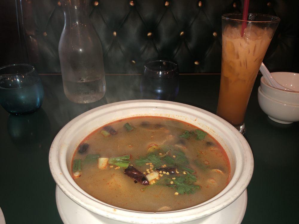 Emerald Thai Cuisine · Soup · Asian Fusion · Lunch · Dinner · Asian · Thai · Noodles