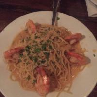 Linguini With Shrimp Scampi · 