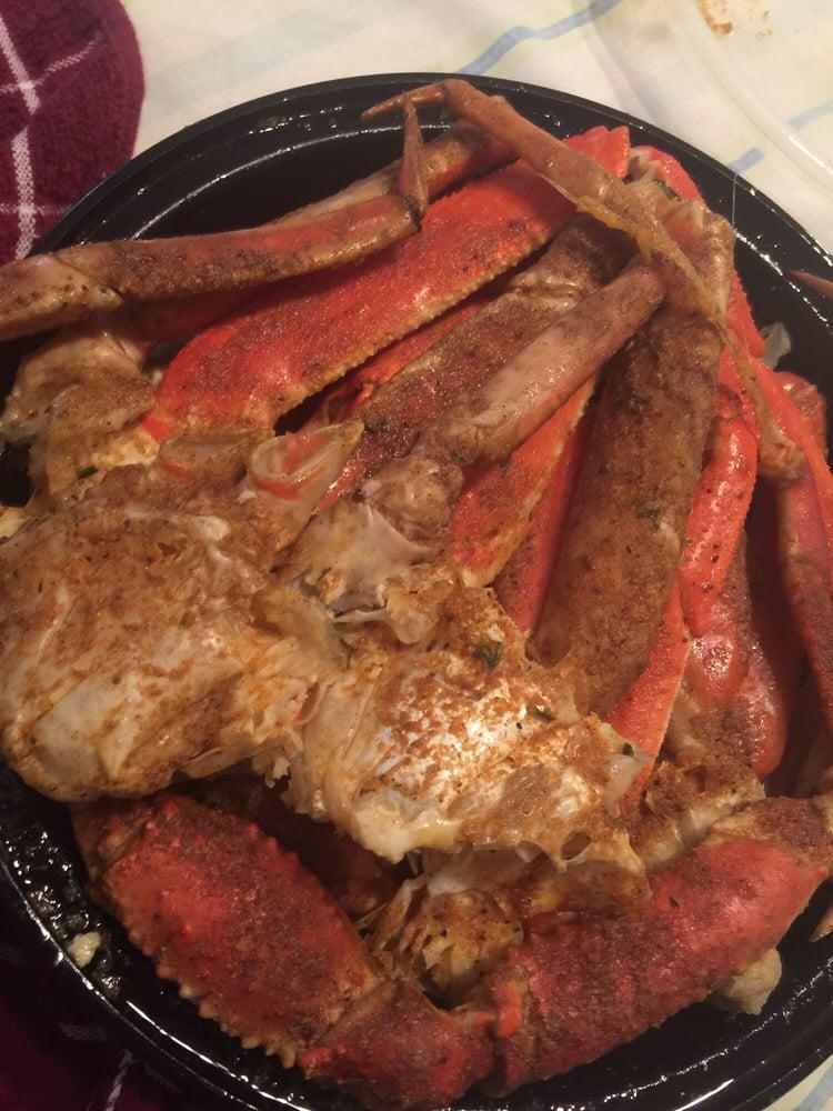 Mo's Garlic Butter Snow Crab via Moruss Seafood & Crab House