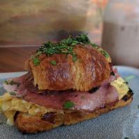 Croissant Sandwich · 