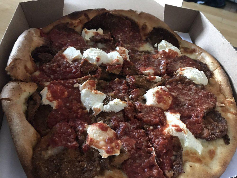 Carmine's Pizzeria · Sports Bars · Gluten-Free · Dinner · Pasta · Pizza · Italian