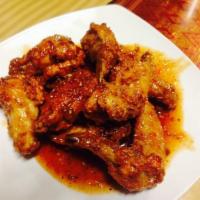 Spicy Honey Chicken Wings · 