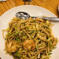 Shrimp Lo Mein · Stir fry noodle with shrimp, carrots, nappa, beansprout, green onion, and celery.