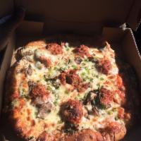 Meatball Pizza · 