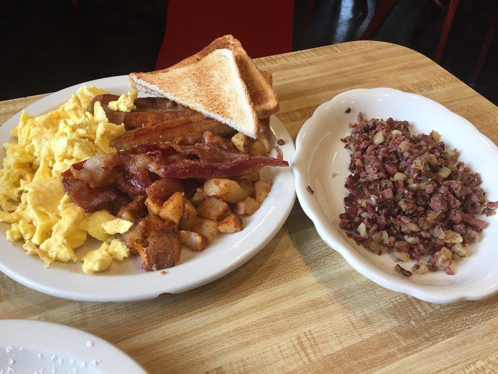 Big Plate Breakfast · 3 eggs, 3 bacon and 3 sausage.