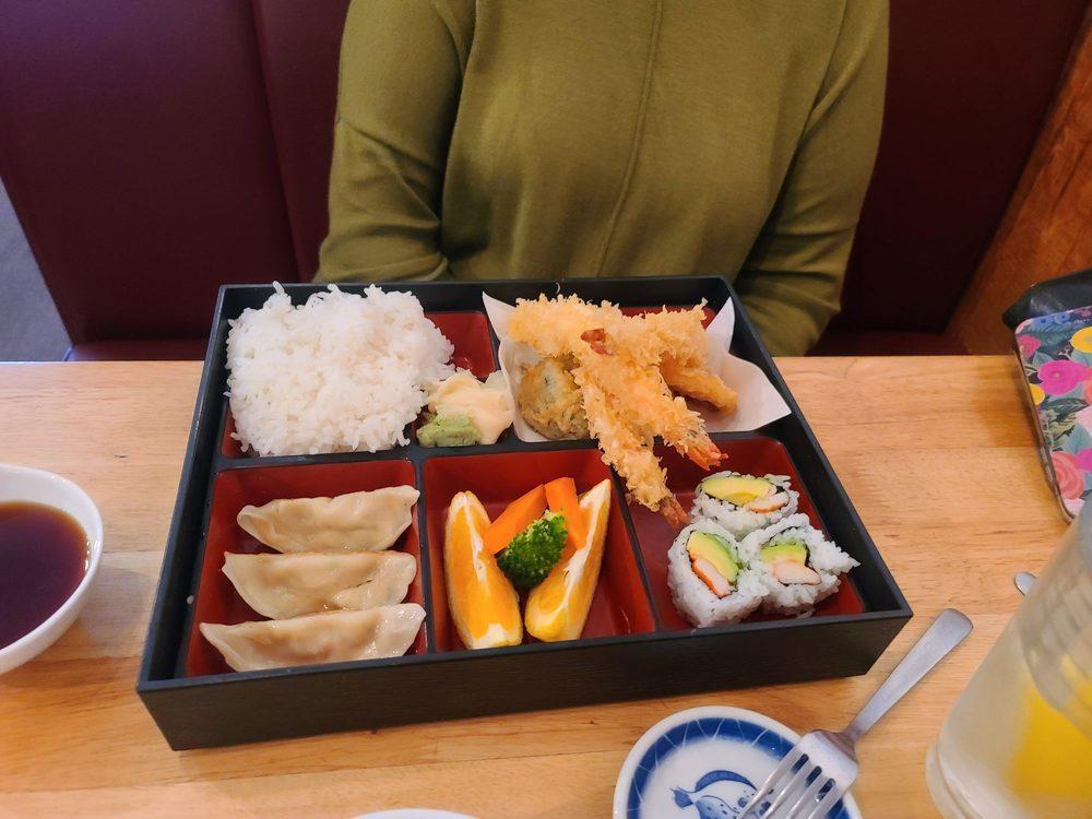 Ginza Japanese Restaurant · Japanese · Sushi Bars