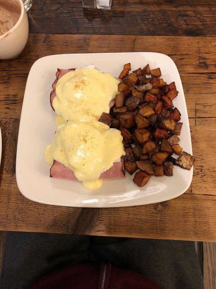 The Red Chair Cafe · American · Cafes · Breakfast & Brunch