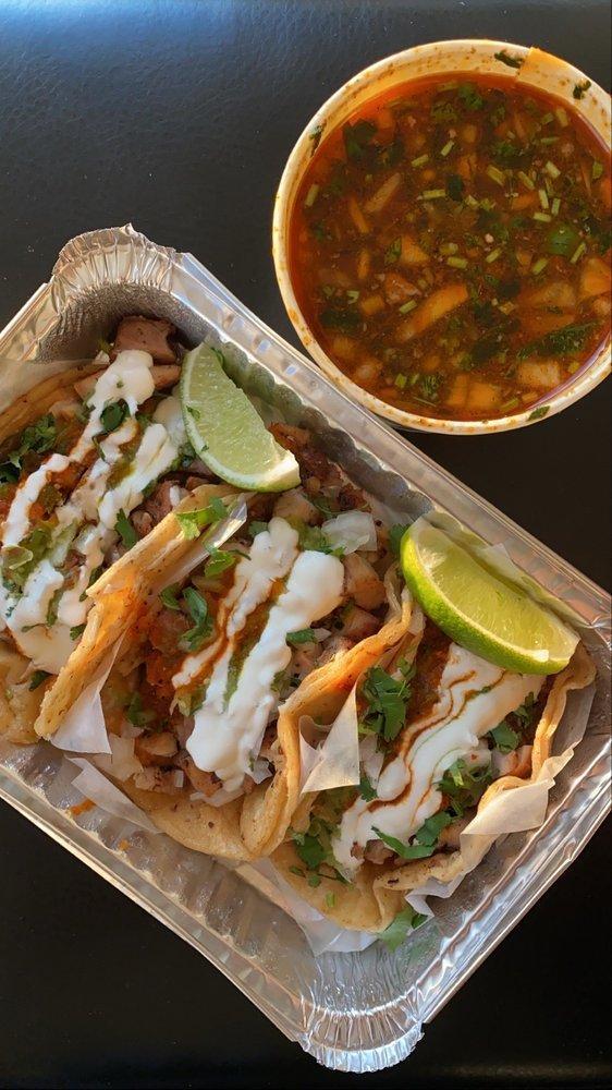 ChinelosTacos · Food Trucks · Mexican