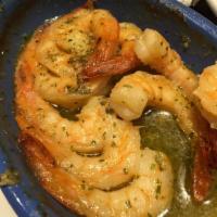 Garlic Shrimp Scampi · Baked in a garlic sauce and served with lemon.
430 Cal