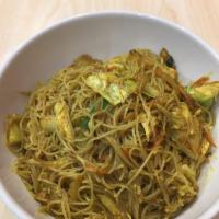 Sing Chow Men · Rustic yellow curry sauce, vermicelli rice noodle, cabbage, scallion, carrot, onion, mushroo...