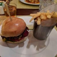 Cheeseburger · tillamook cheddar, tomato, lettuce, pickle, aioli
