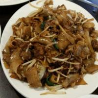 Beef Hu Fun Flat Noodle · 