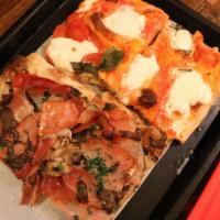 Truffle and Prosciutto Pizza · 