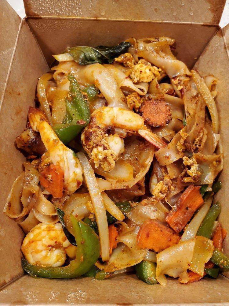 Leela Thai Cuisine · Dinner · Thai · Noodles · Asian