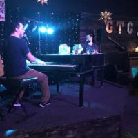 Dueling Pianos · 