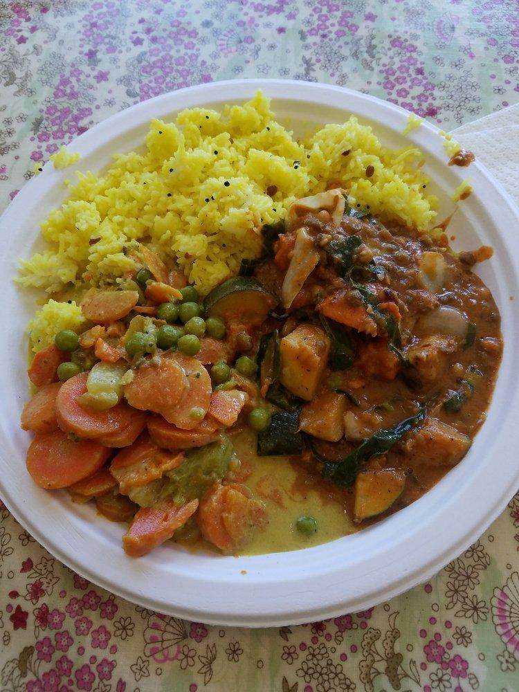 India Bazaar Madras Curry · Lunch · Dinner · Indian