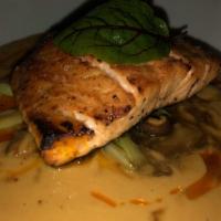 Ca Hoi Nuong / Roasted Salmon · 