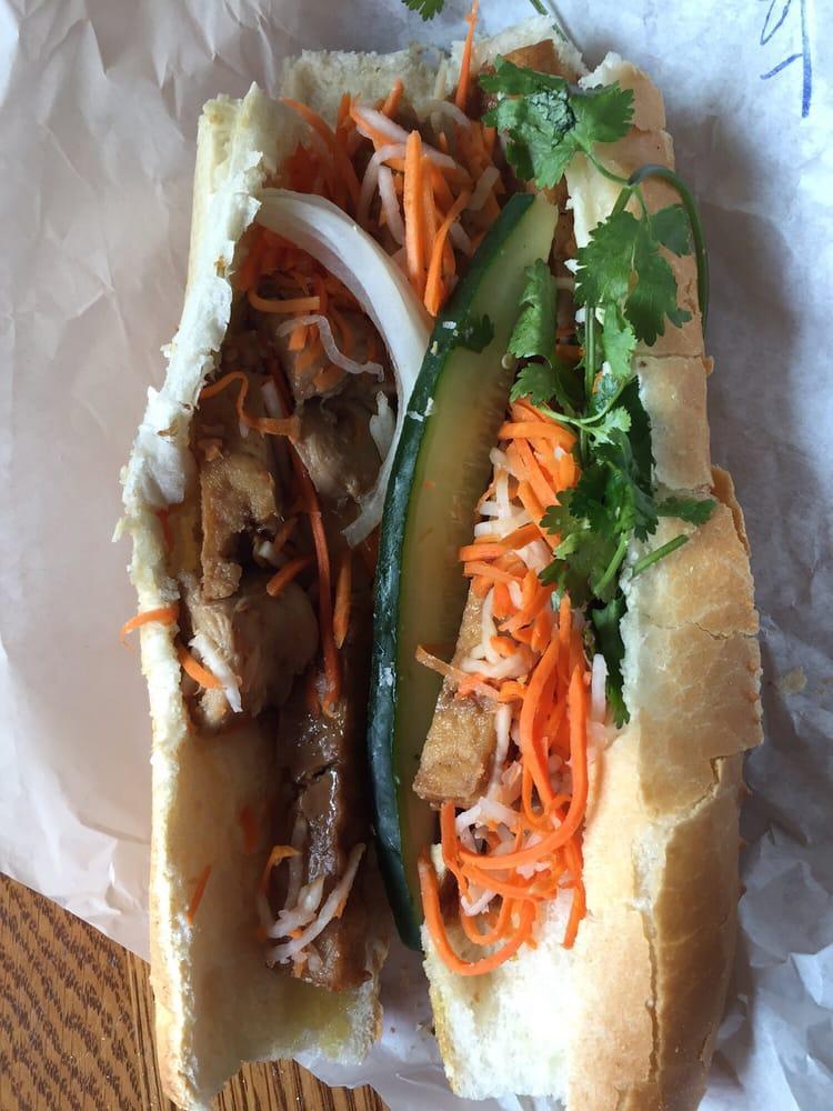 Tammy's Bakery · Bakeries · Vietnamese · Delis