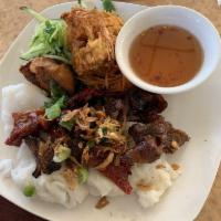Banh Cuon Thit Nuong · Rice paper filled with grilled pork and vegetables