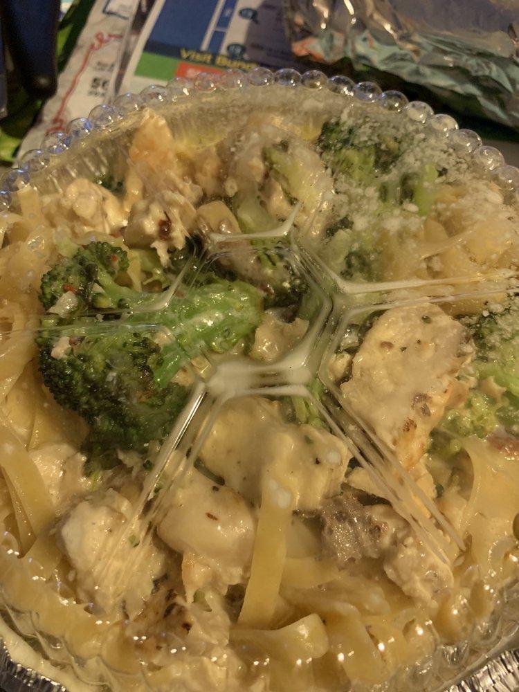 Fettuccine Alfredo · Fettuccine tossed with our fabulous olive oil-based Alfredo sauce. Add chicken and broccoli for an additional charge.
