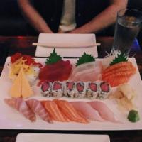 Tuna, Salmon and Yellowtail Sashimi Platter · 