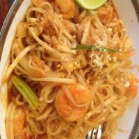 Shrimp Pad Thai Lunch · 