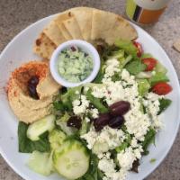 Hummus & Salad Plate · 
