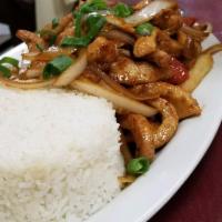 Pollo Lomo Saltado · 