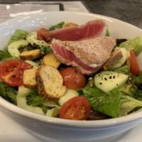 Ahi Tuna Salad · 