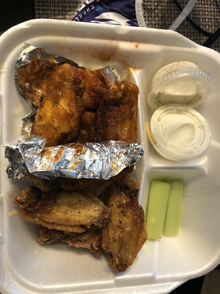 City Grill and Wings · Grill · Wraps · Salad · Chicken Wings · Sandwiches · Wings · Hamburgers