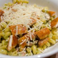 Alfredo Montamore- with Parmesan-crusted Chicken · 