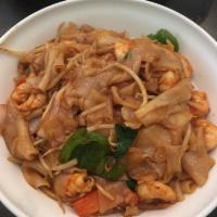 Drunken Noodle · Flat rice noodle. Hot and spicy. 