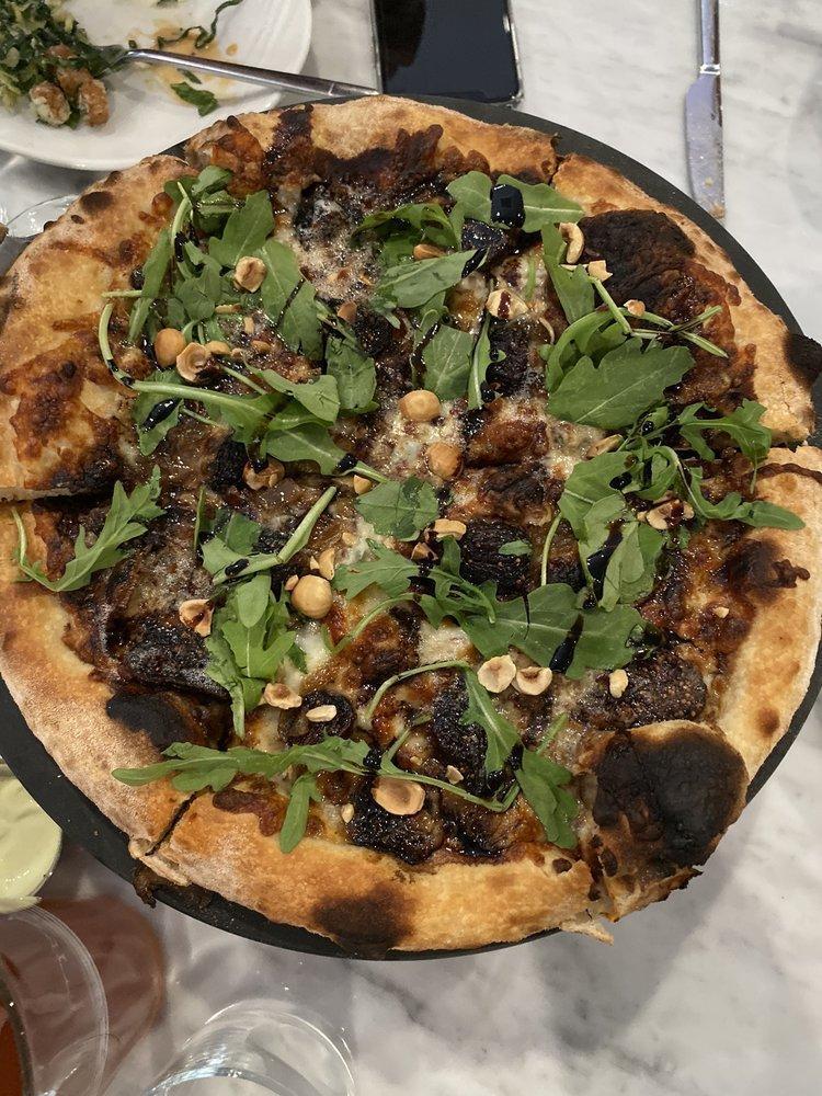 Caramelized Fig Pizza · 