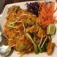 Pad Thai · Pan fried rice noodle with a choice of meats, egg, bean sprouts and green onion.Top with fre...