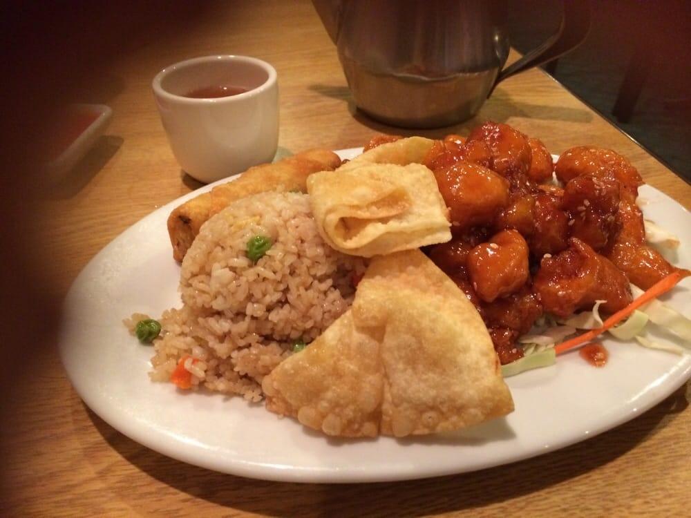 Flamingo Palace · Chicken · Noodles · Seafood · Chinese · Szechwan
